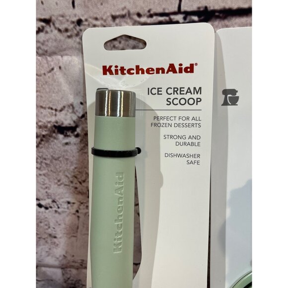 Kitchenaid  Ice Cream Scoop, Green Pistachio  Stainless Steel NEW with Tags! - Picture 2 of 3